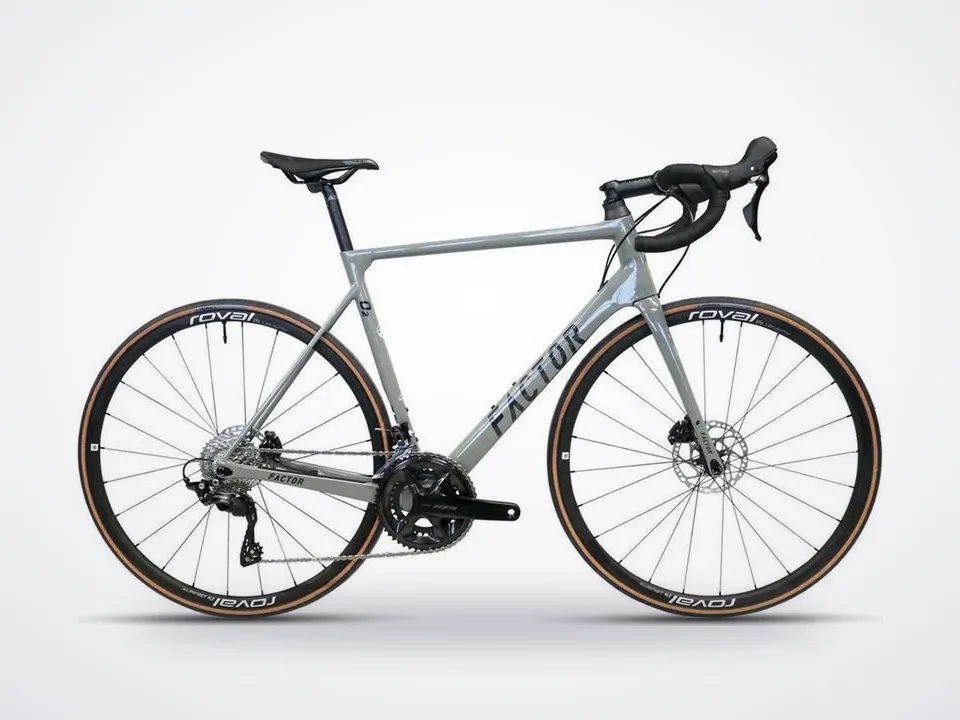 Factor O2 Disc Prisma Studio 105 Roval Alpinist SLX