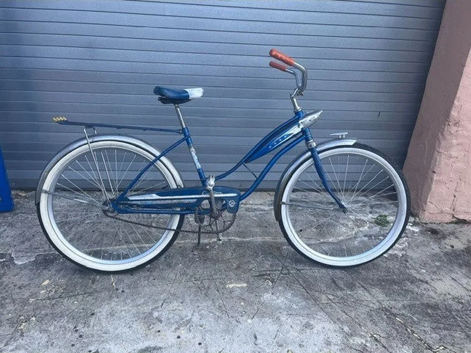 Vintage 1960s Ross Middleweight Cruiser