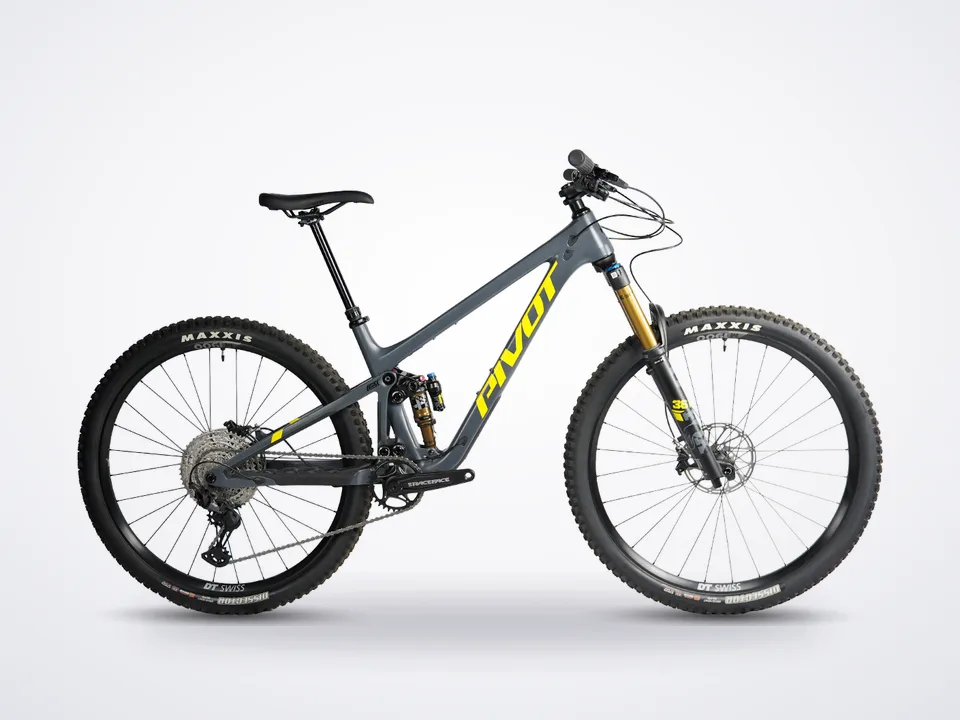 Pivot Trail 429