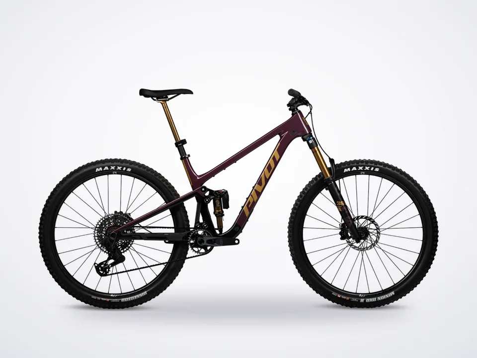 Pivot Trailcat LT Pro X0 AXS