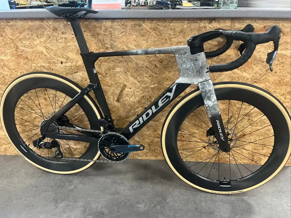 Ridley Noah Fast 3.0 Force AXS 'strata'