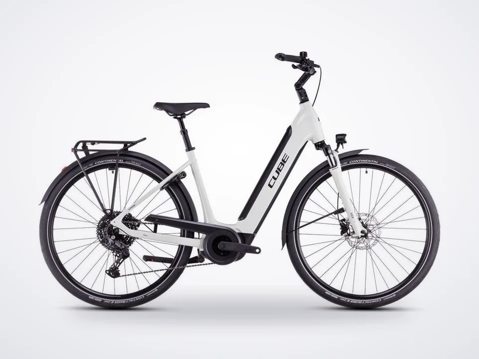 Cube Supreme Hybrid One 500
