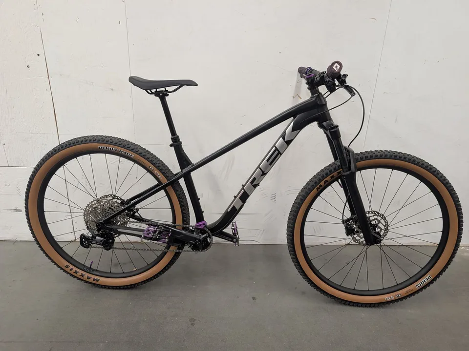 Trek Roscoe 7 Black Medium/Large Hardtail