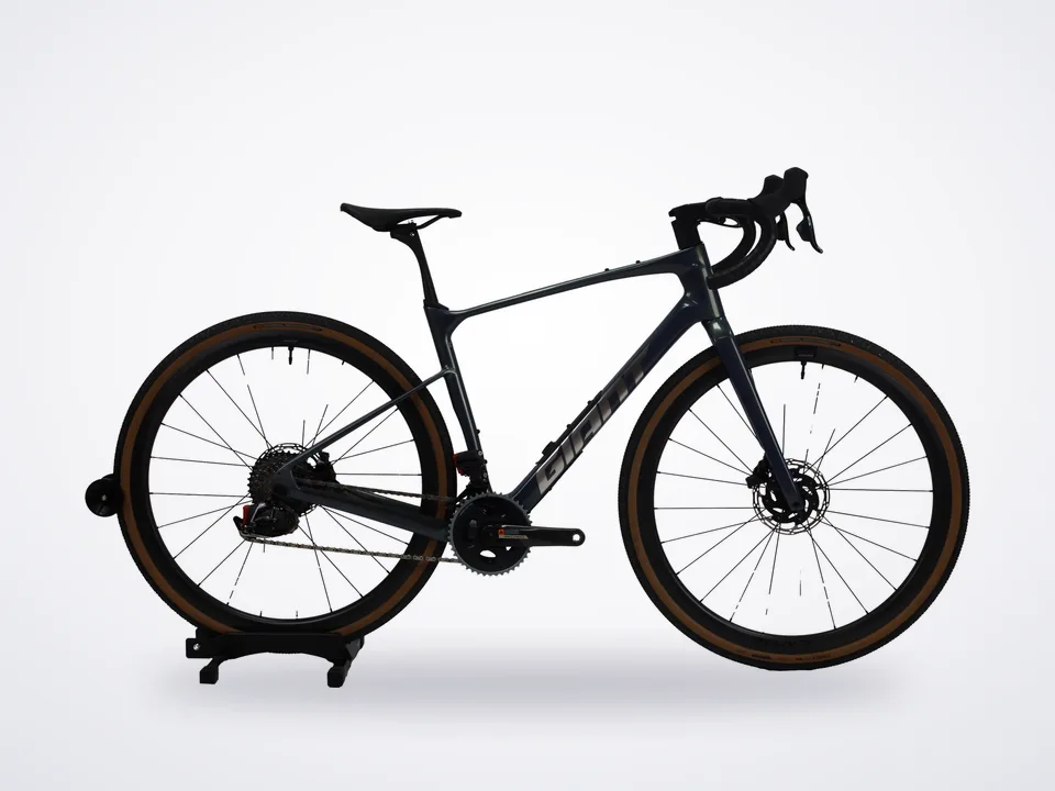 Giant Revolt Advanced Pro 0