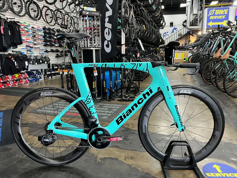 Aquila CV Sram Force D1 eTap AXS 12 speed