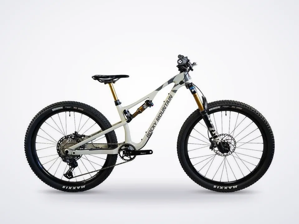 Rocky Mountain Element Carbon Custom XT