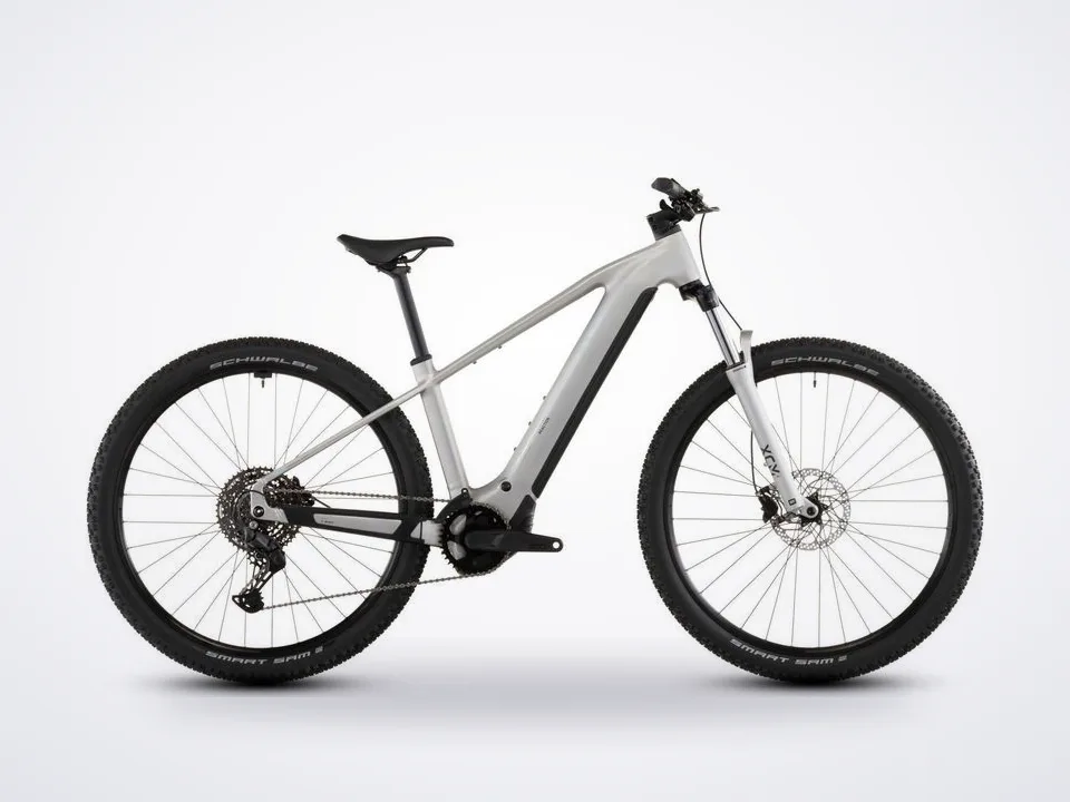 Cube Reaction Hybrid One 800