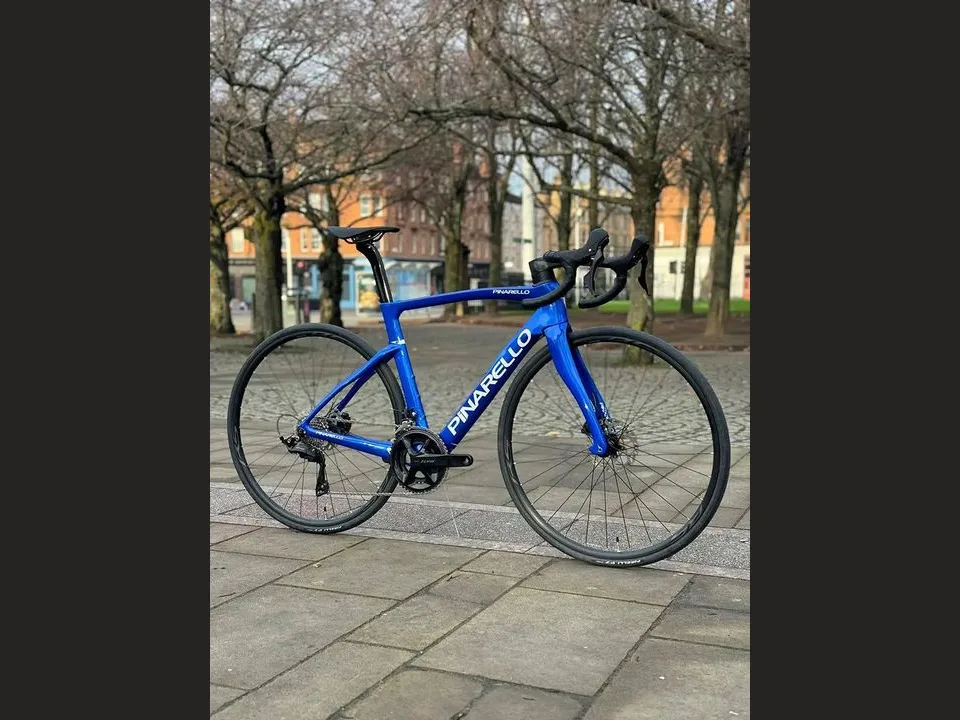 Pinarello F1 Road