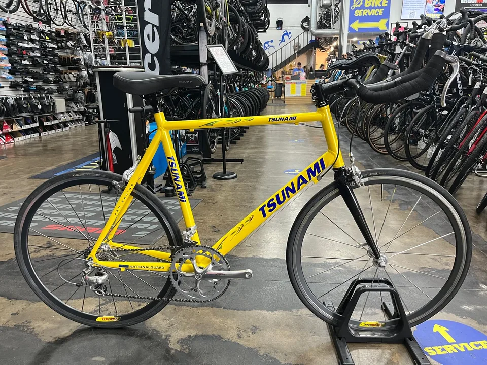 Tsunami Pro Racing