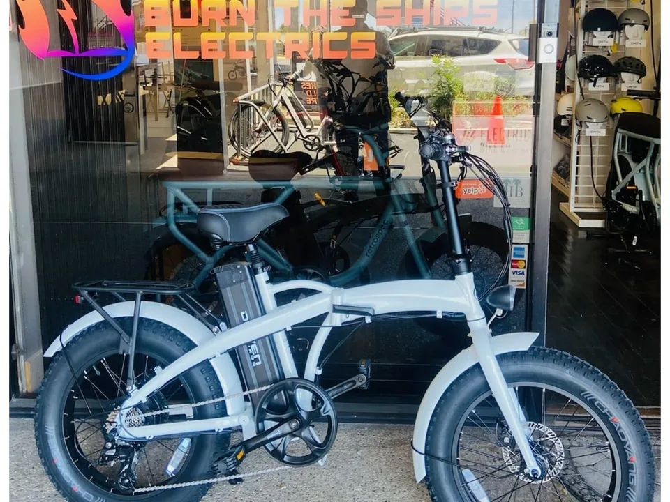 Driven Dockside Folding Fat Tire White