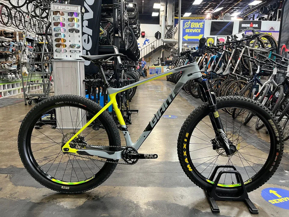 Giant XTC Advanced 27.5+ Single Speed