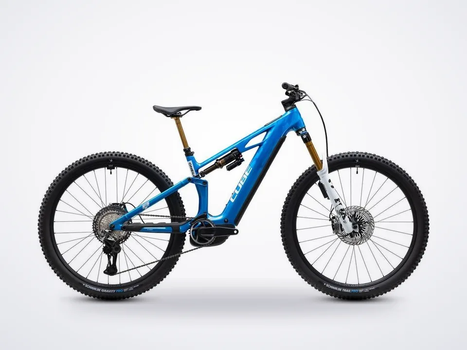 Cube Stereo Hybrid ONE44 HPC AT 800 actionteam