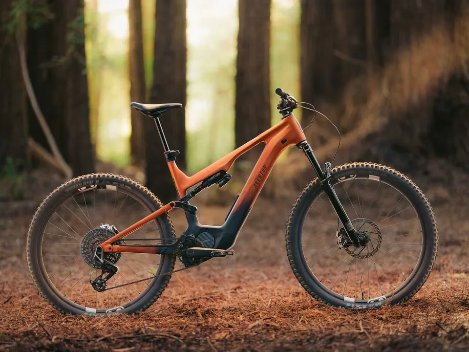 Aventon Current LTD Ebike Large Magma