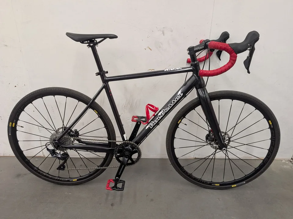 Van Dessel Custom Black
