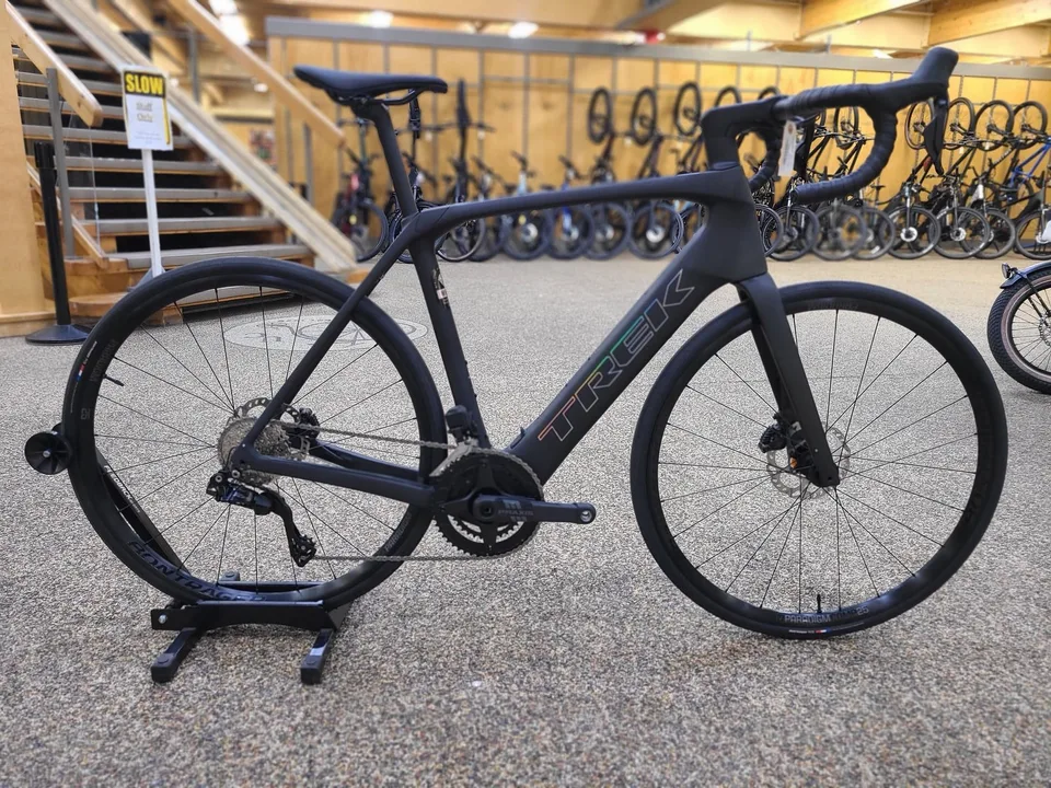 Trek Domane+ SLR 6 Performance