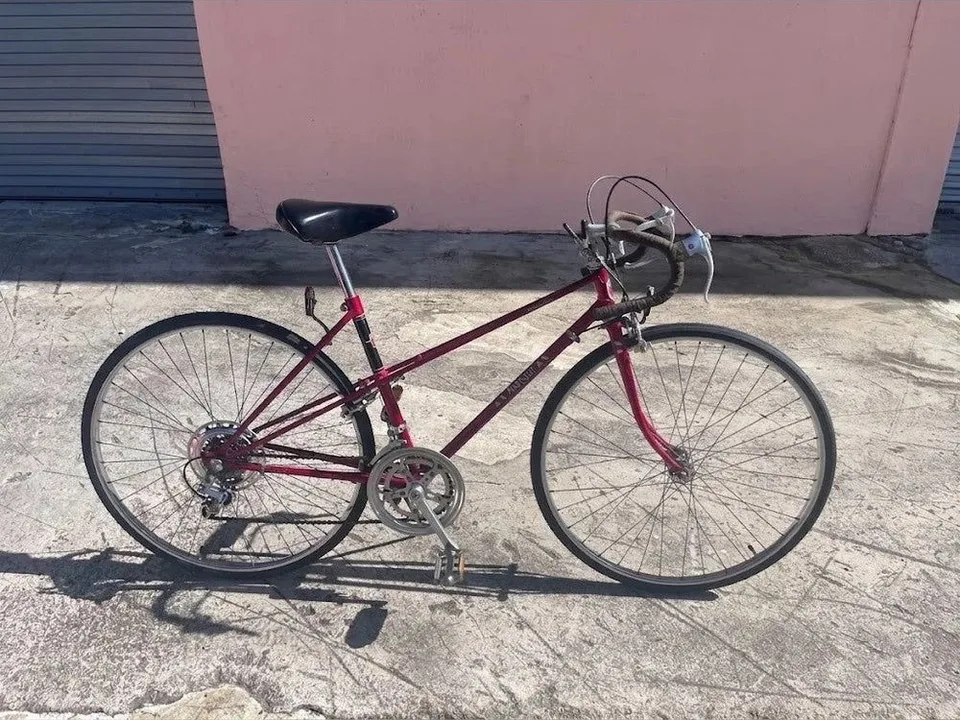 Vintage 1970s Matsuri FUNdamental Mixte Road Bike 10-Speed Metallic Red