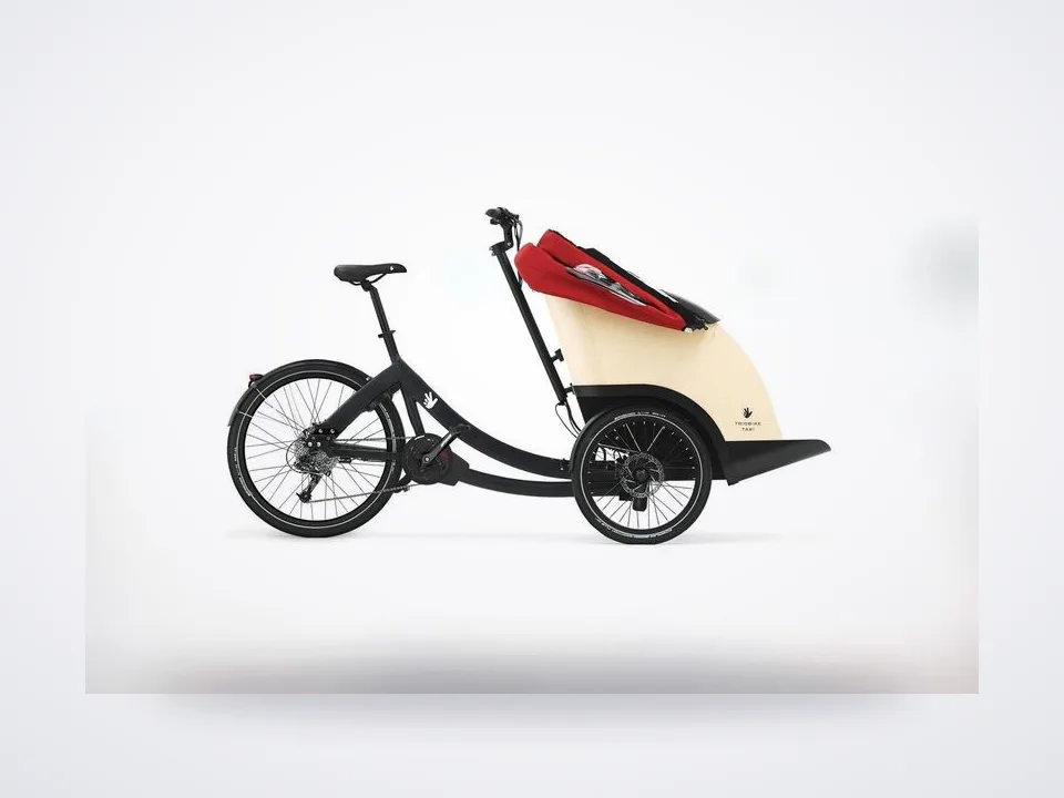 Triobike Taxi Bosch Cargo Line Belt Drive + Enviolo Extreme "Cycling Without Age"