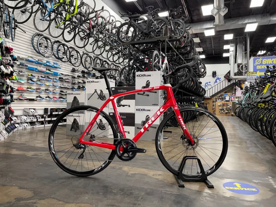 Trek Domane SLR8 Segafredo Team Issue