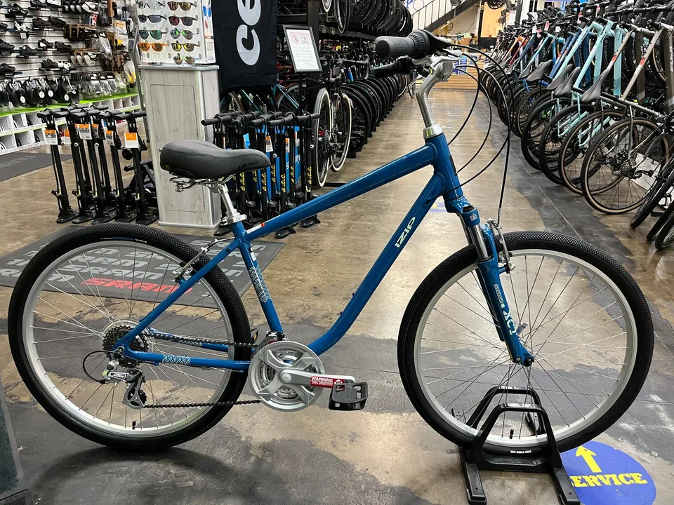 Izip Zest Shimano Altus 7 Speed